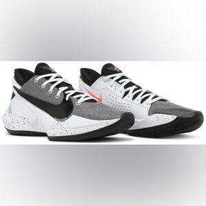 Nike Zoom Freak 2 Denim youth size 2 Basketball sneakers